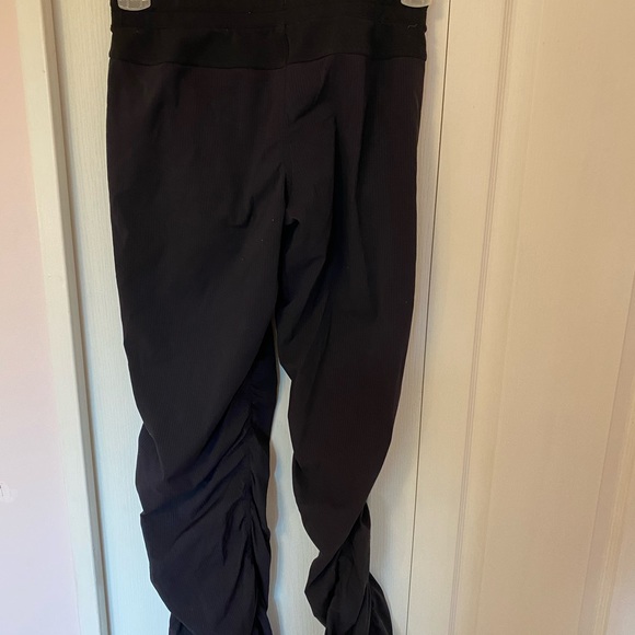 Ivivva Live to move pants Size 14 - Picture 2 of 6